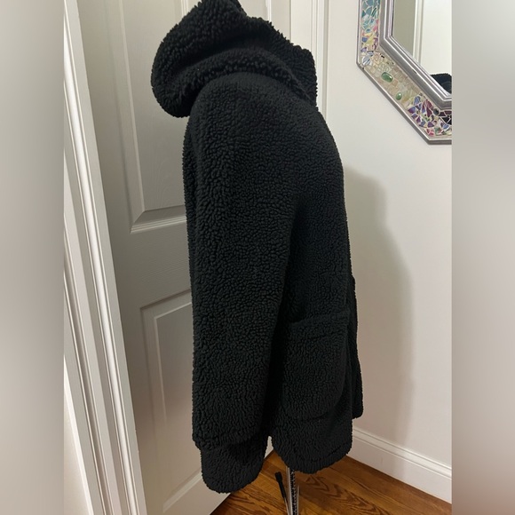 Zara Women's Elegant Black Teddy Hooded Oversized Jacket - Picture 6 of 16